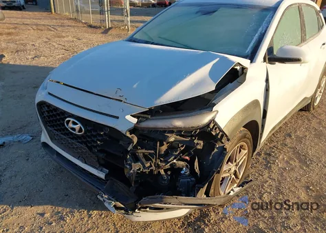 2020 Hyundai Kona Se z USA, uszkodzony, nr VIN KM8K12AA3LU589790